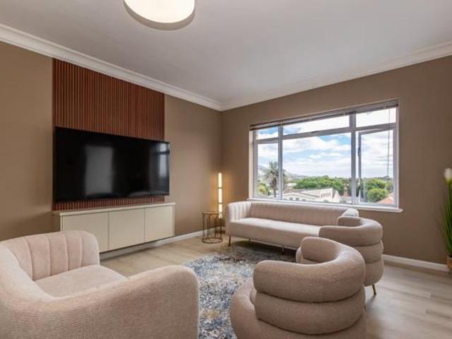 3 Bedroom Apartment in Claremont