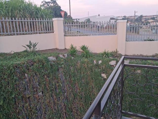 3 Bedroom Apartment in Clayfield