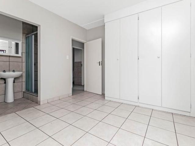 3 Bedroom Apartment in Constantia Kloof