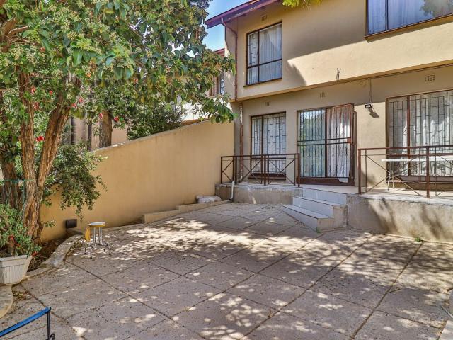 3 Bedroom Apartment in Corlett Gardens