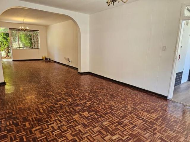 3 Bedroom Apartment in Craighall Park