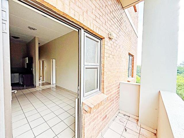 3 Bedroom Apartment in Die Hoewes