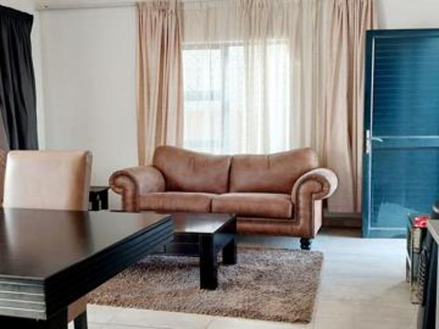3 Bedroom Apartment in Die Hoewes