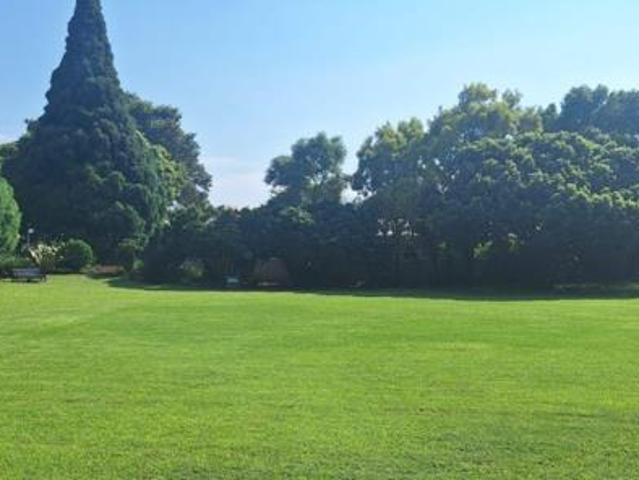 3 Bedroom Apartment in Die Hoewes