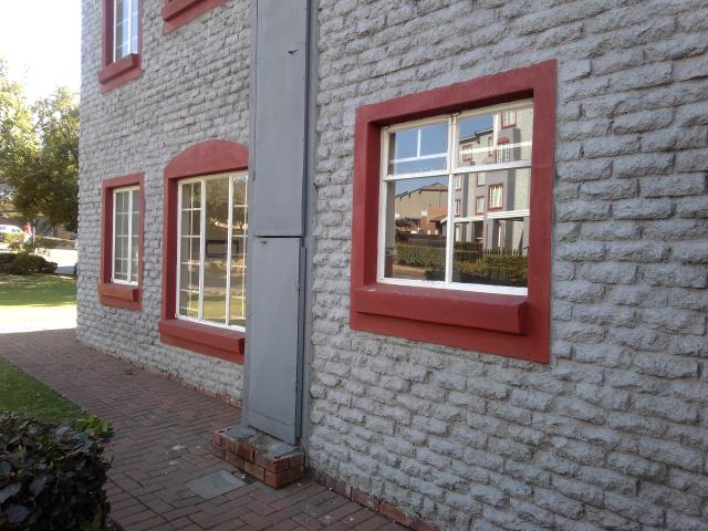 3 Bedroom Apartment in Dinwiddie
