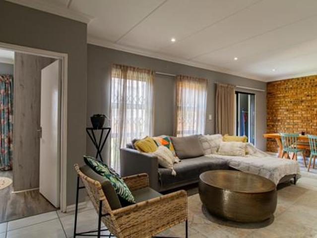 3 Bedroom Apartment in Diswilmar AH
