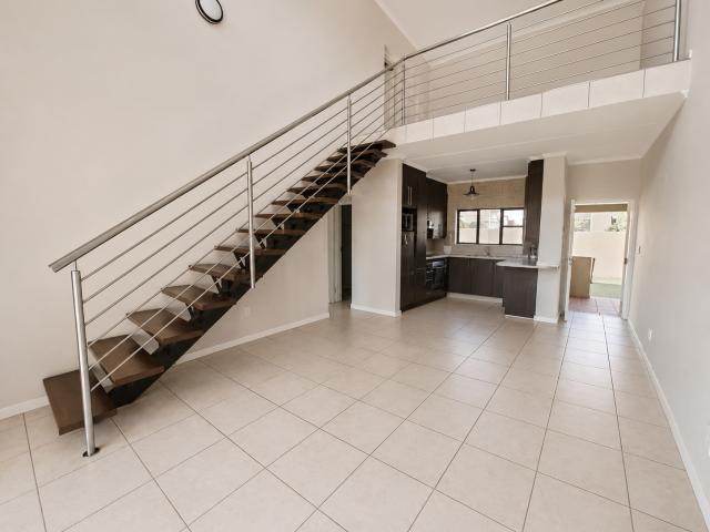 3 Bedroom Apartment in Douglasdale