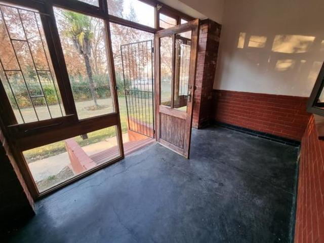 3 Bedroom Apartment in Eureka