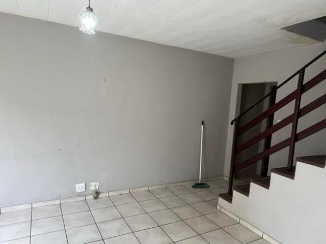 3 Bedroom Apartment in Evander