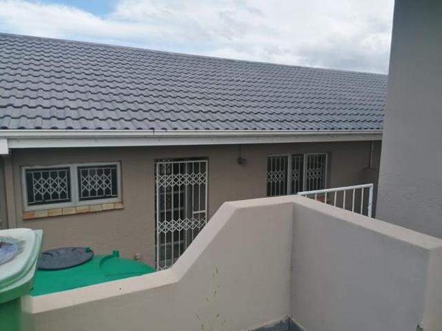 3 Bedroom Apartment in Everest Heights