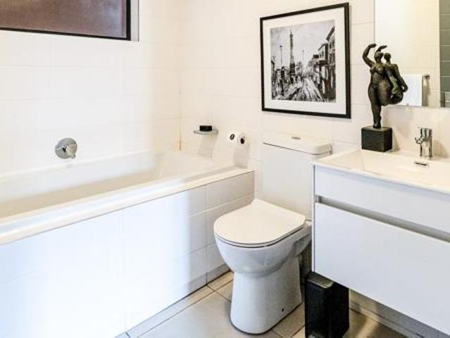 3 Bedroom Apartment in Fairland