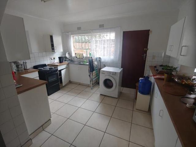 3 Bedroom Apartment in Ferndale