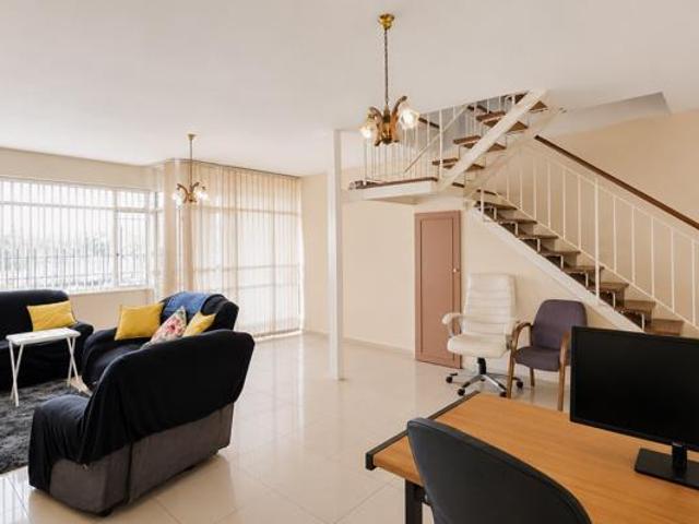 3 Bedroom Apartment in Florida