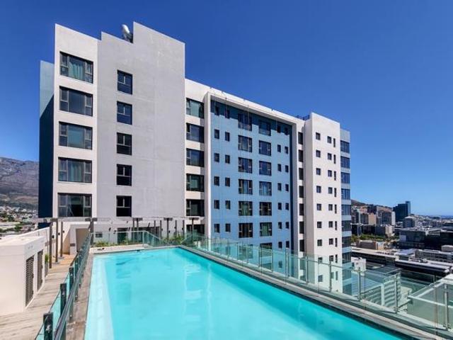 3 Bedroom Apartment in Foreshore