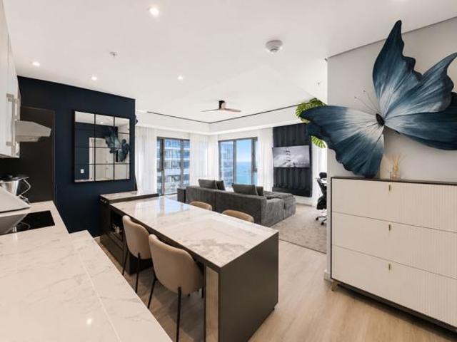 3 Bedroom Apartment in Foreshore