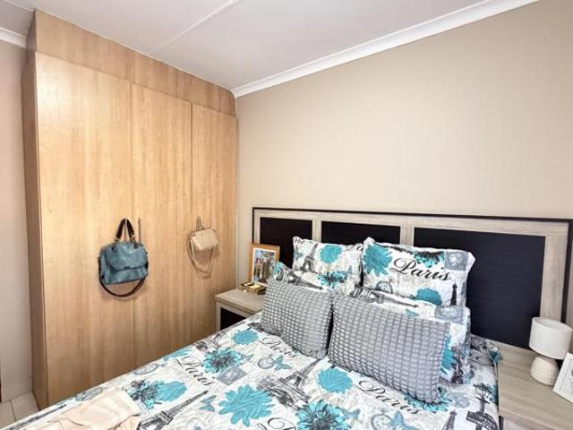 3 Bedroom Apartment in Geelhoutpark