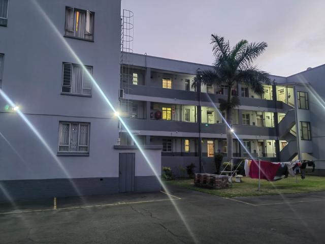 3 Bedroom Apartment in Glenwood