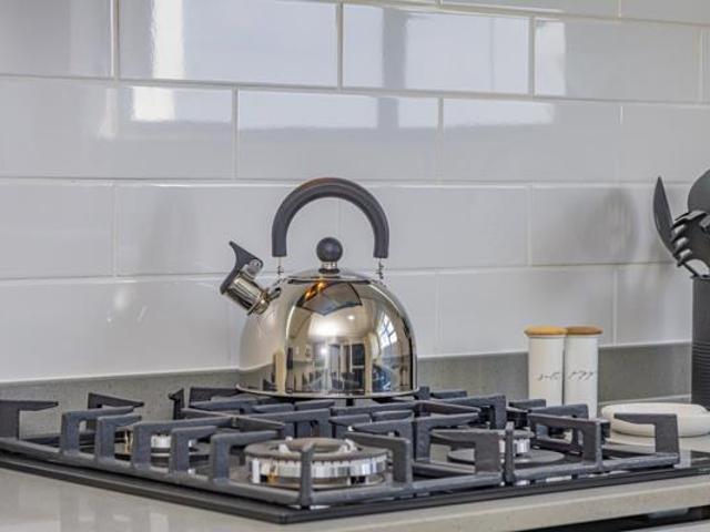 3 Bedroom Apartment in Glen Austin AH