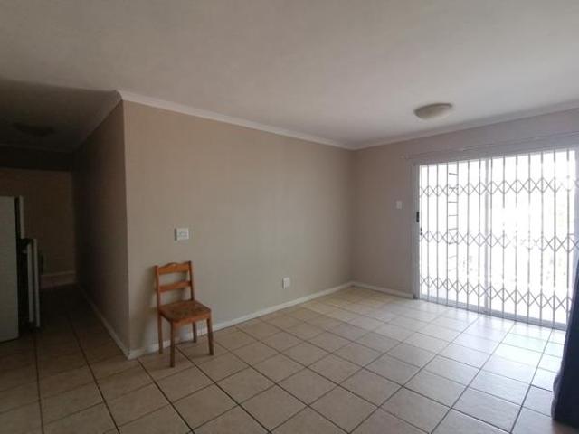 3 Bedroom Apartment in Grahamstown Makhanda Central