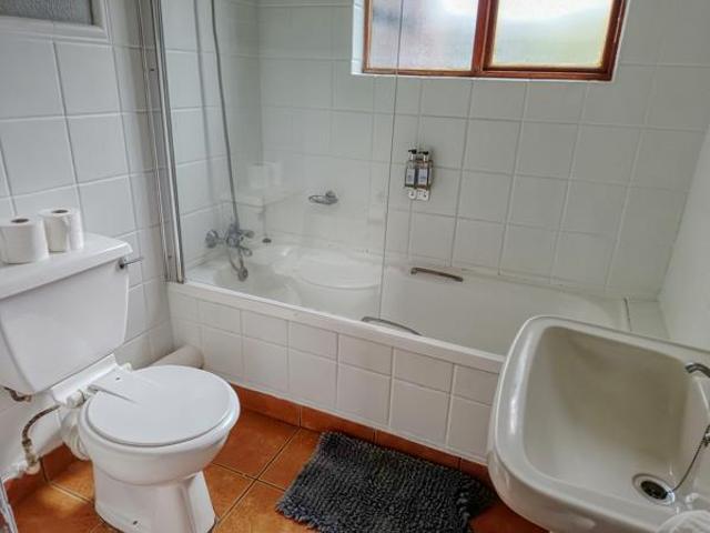 3 Bedroom Apartment in Greenway Woods
