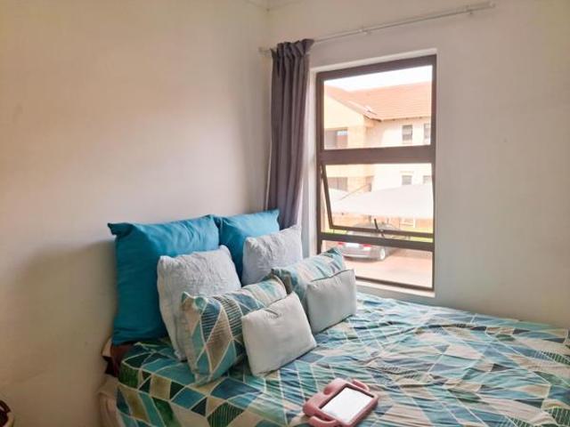 3 Bedroom Apartment in Grobler Park