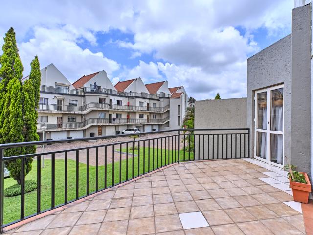3 Bedroom Apartment in Halfway Gardens