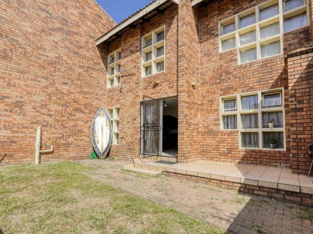 3 Bedroom Townhouse in Halfway Gardens