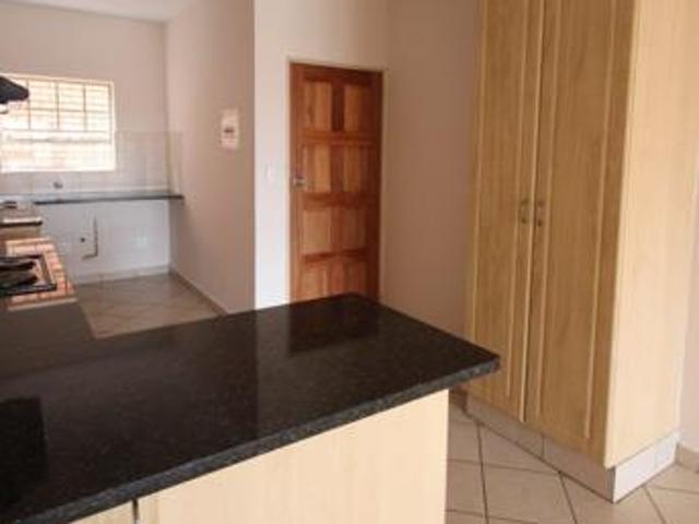 3 Bedroom Apartment in Hazeldean