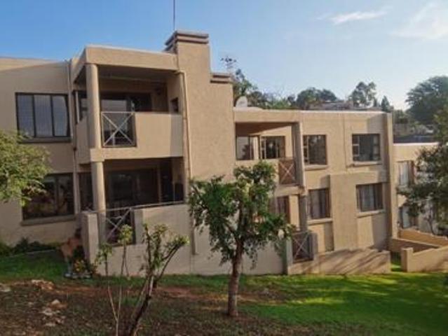 3 Bedroom Apartment in Helderkruin