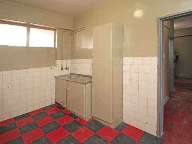 3 Bedroom Apartment in Hillbrow