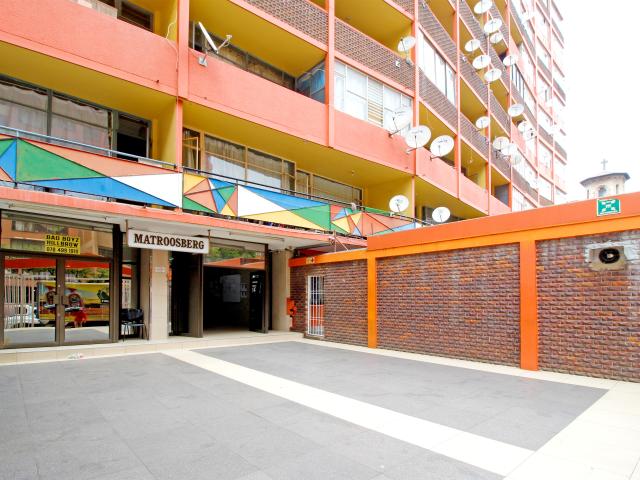3 Bedroom Apartment in Hillbrow