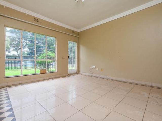 3 Bedroom Apartment in Horizon View