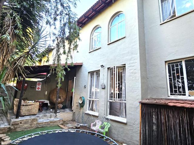 3 Bedroom Apartment in Ifafi