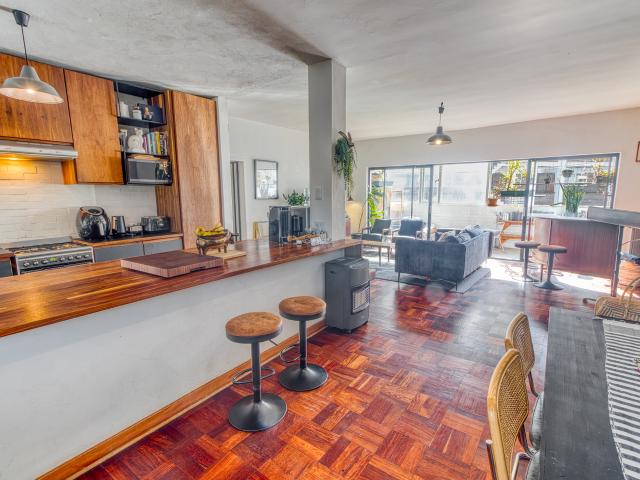 3 Bedroom Apartment in Illovo