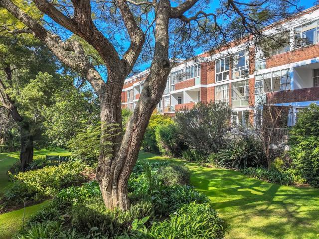 3 Bedroom Apartment in Illovo