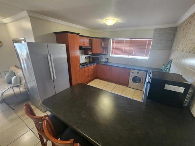 3 Bedroom Apartment in Jeffreys Bay Central