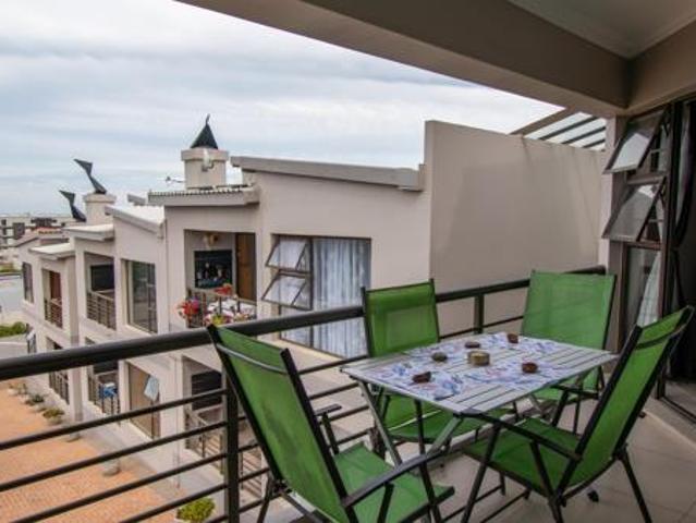 3 Bedroom Apartment in Jeffreys Bay Central