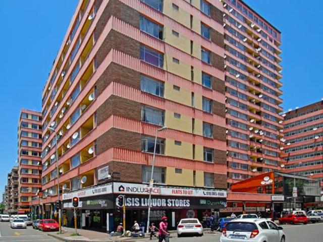 3 Bedroom Apartment in Joubert Park