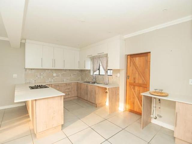 3 Bedroom Apartment in Kamma Heights