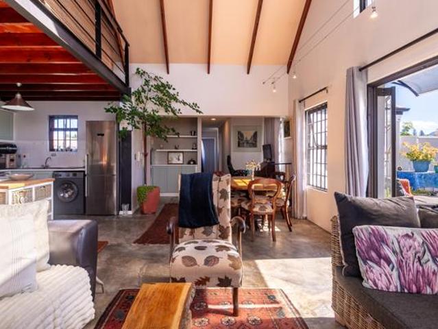 3 Bedroom Apartment in Kenilworth