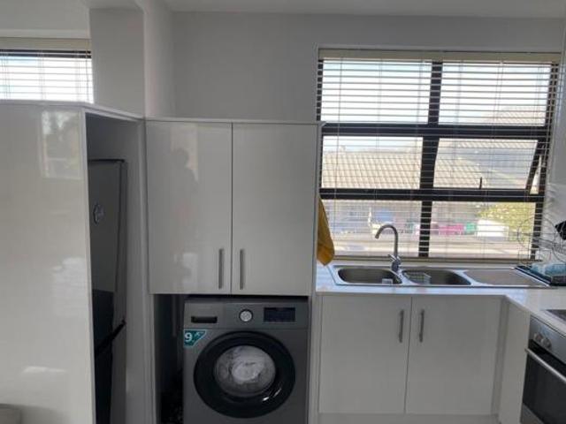3 Bedroom Apartment in Kenilworth