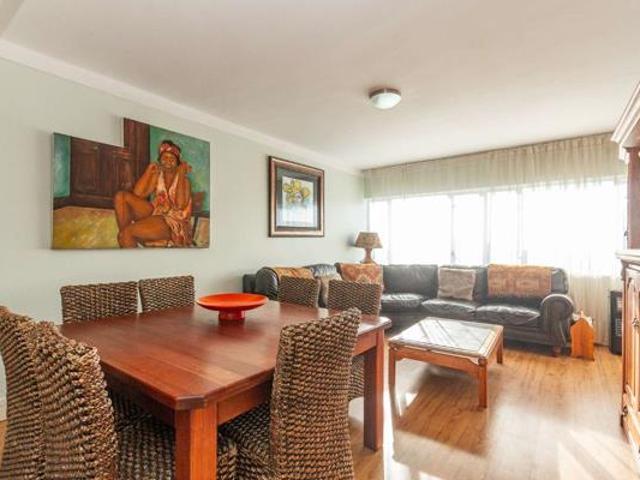 3 Bedroom Apartment in Kenilworth
