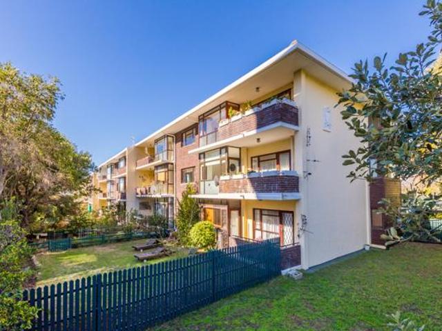 3 Bedroom Apartment in Kenilworth Upper
