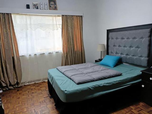 3 Bedroom Apartment in Kensington