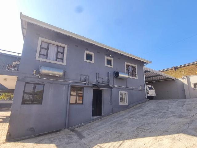 3 Bedroom Apartment in Kenville