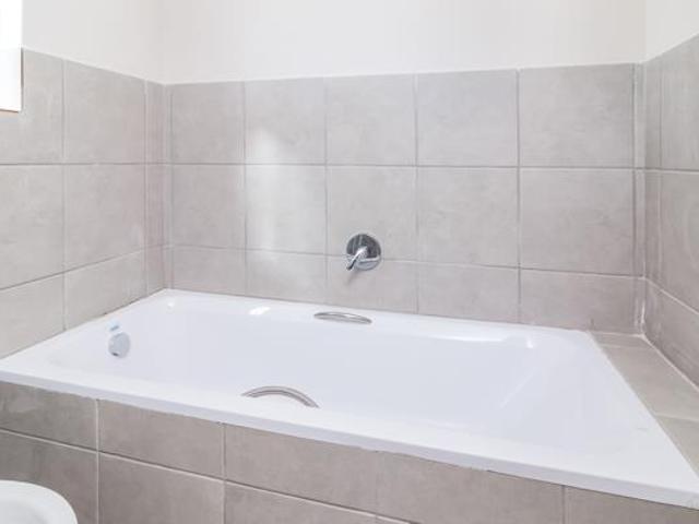 3 Bedroom Apartment in Klein Parys