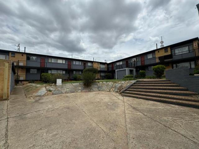 3 Bedroom Apartment in Krugersdorp North