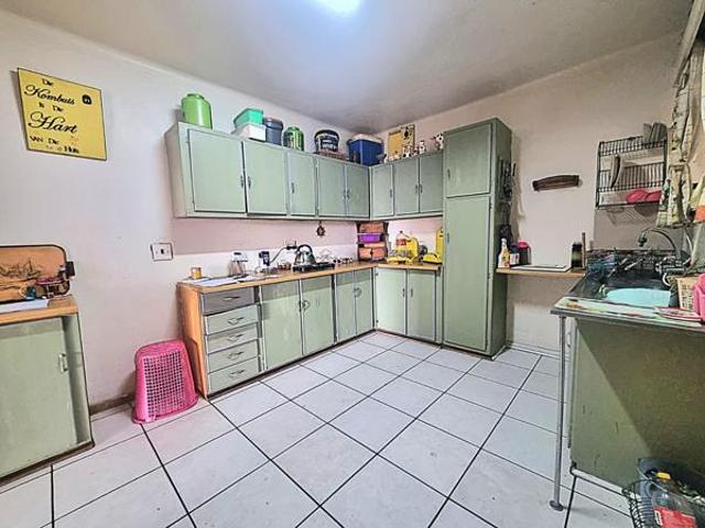 3 Bedroom Apartment in Krugersdorp Central