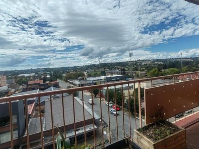 3 Bedroom Apartment in Krugersdorp Central
