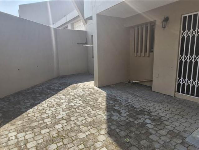 3 Bedroom Apartment in La Mercy
